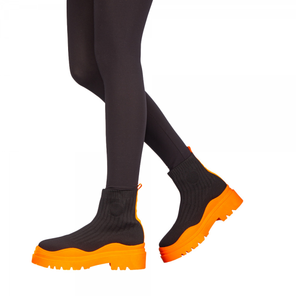 Γυναικεία αθλητικά παπούτσια Triza μαύρα με πορτοκαλί, 4 - Kalapod.gr